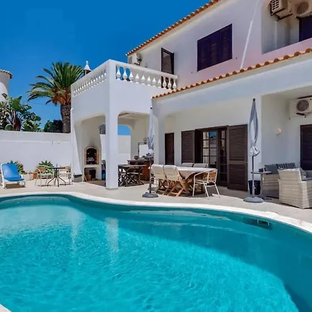 Frederique By Gabi Miguel