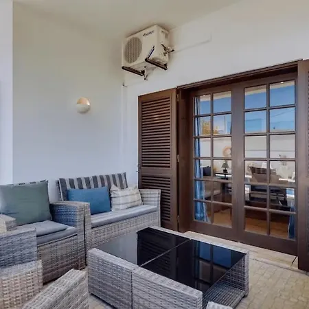 Villa Frederique By Gabi Miguel *